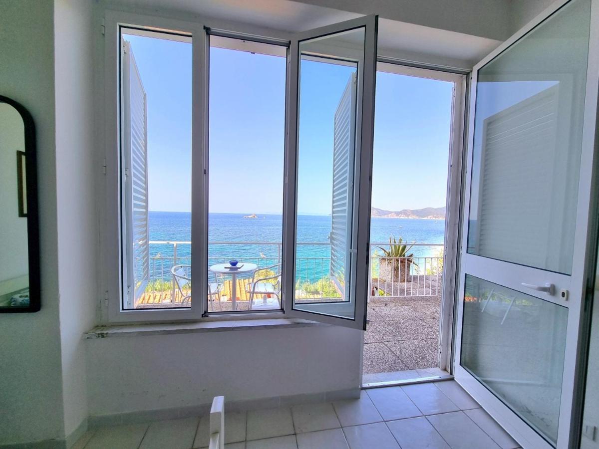 Appartamenti La Terrazza Sulle Ghiaie - Goelba Portoferraio Exterior foto