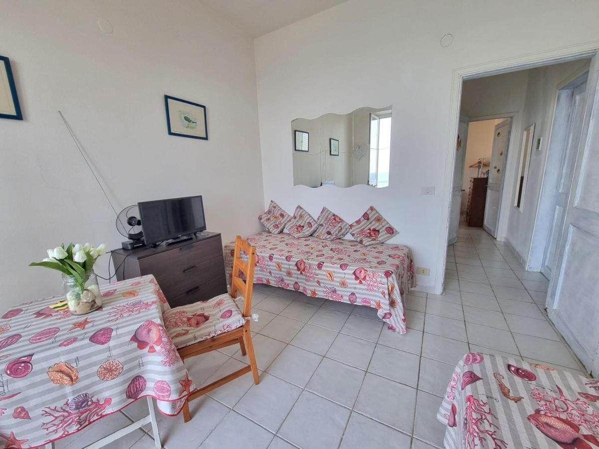 Appartamenti La Terrazza Sulle Ghiaie - Goelba Portoferraio Cameră foto