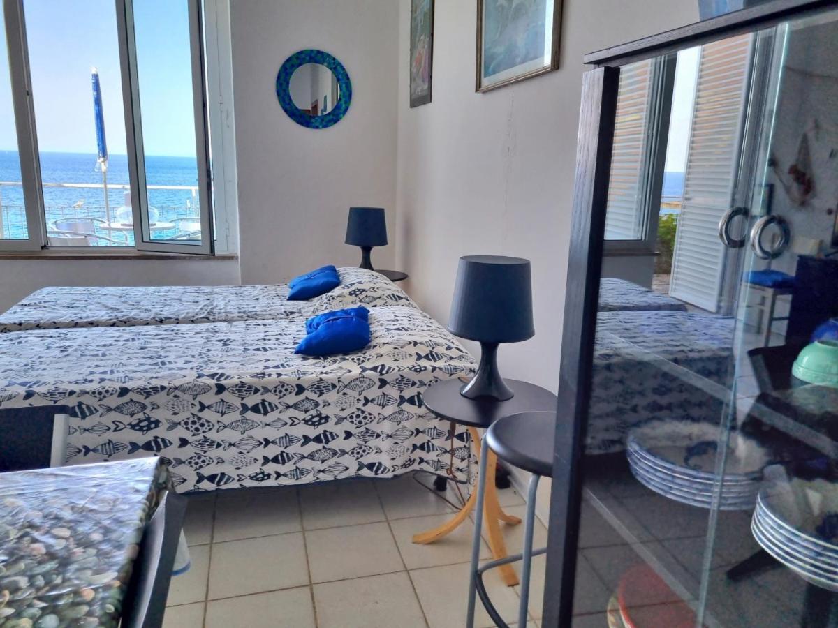 Appartamenti La Terrazza Sulle Ghiaie - Goelba Portoferraio Cameră foto